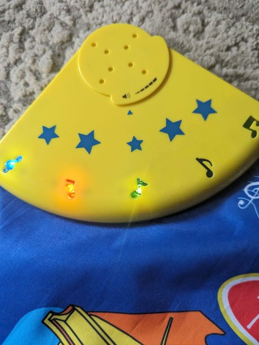 PLAY TIVE Muzyczne pianinko składane z bateriami