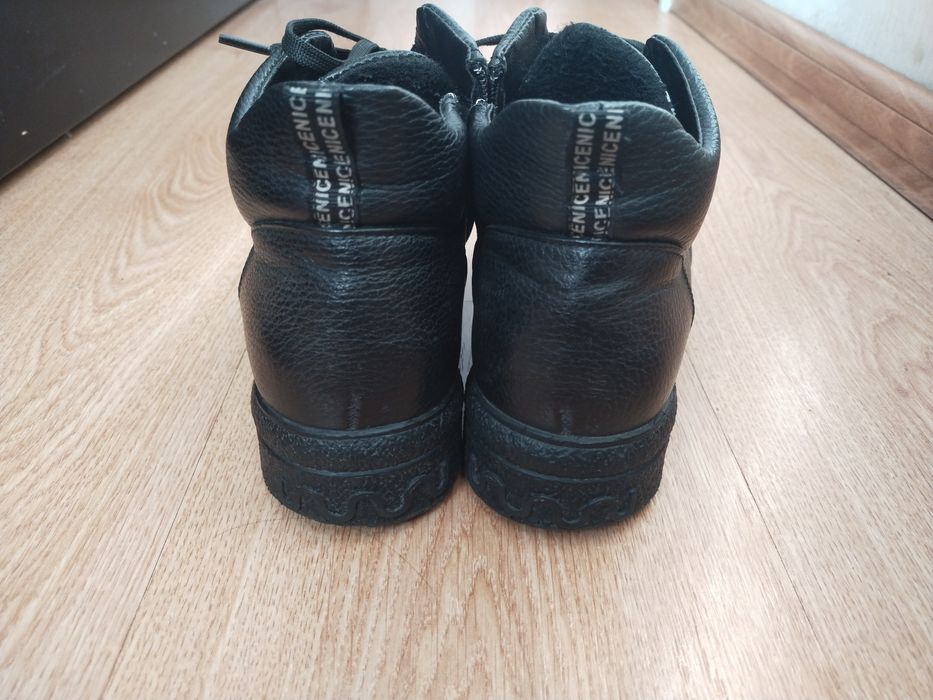 Черевики шкіряні