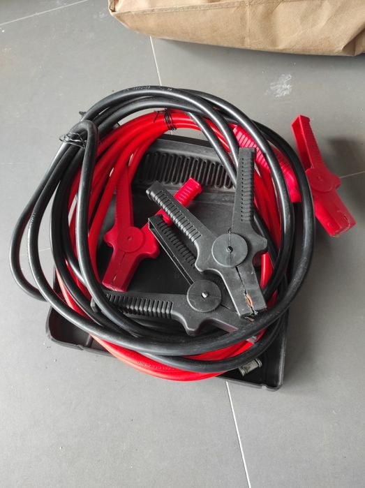 Cabo de Arranque para ligeiros ou pesados 4,5M 12V 24V 35mm² 480A Como novo - Booster cables 35, lenght 4,5m TÜV/GS DIN72553-35