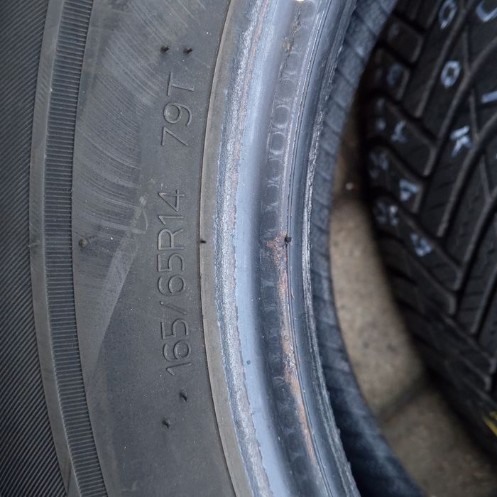 Opony dwie sztuki 165/65 14 Hankook wielosezon 2022 rok