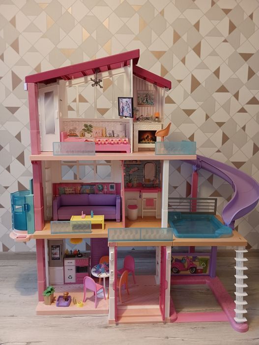 Domek dla lalek Barbie DreamHouse GNH53