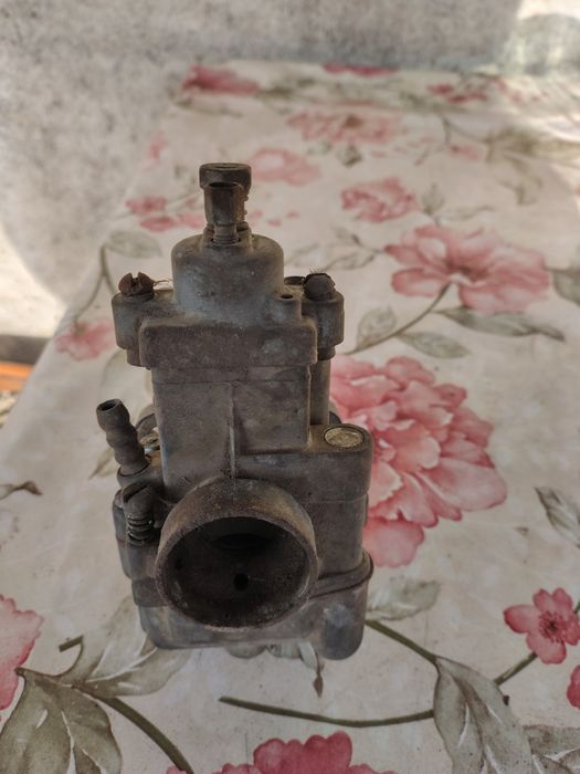 Продам Карбюратор к62