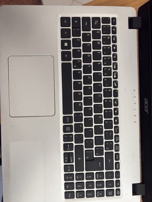 Notebook Acer para venda em bom estado.