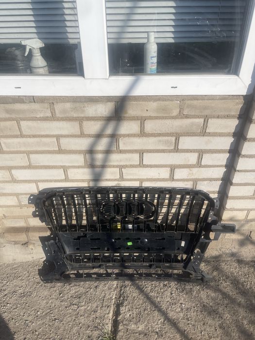 Решітка ауді ку5 2016