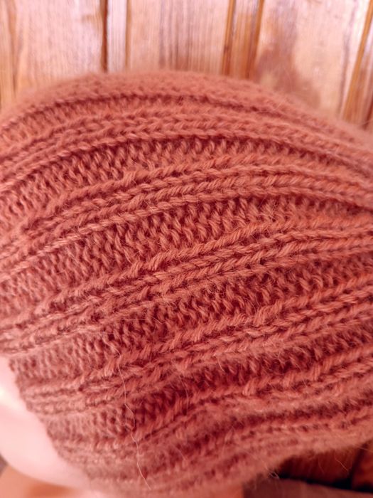 Okazja!!! Czapka zrobiona na drutach cynamonowa. Moher+wełna+akryl .Mi