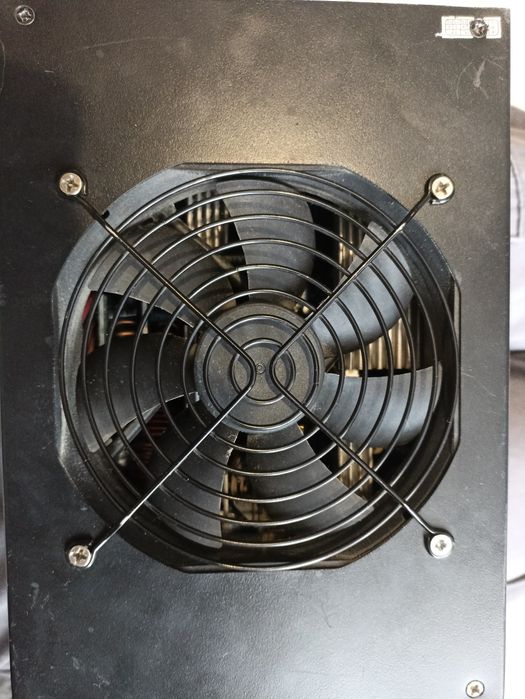 Продам майнерський БП Baijin Power Supply 1600W (80 PLUS Gold).