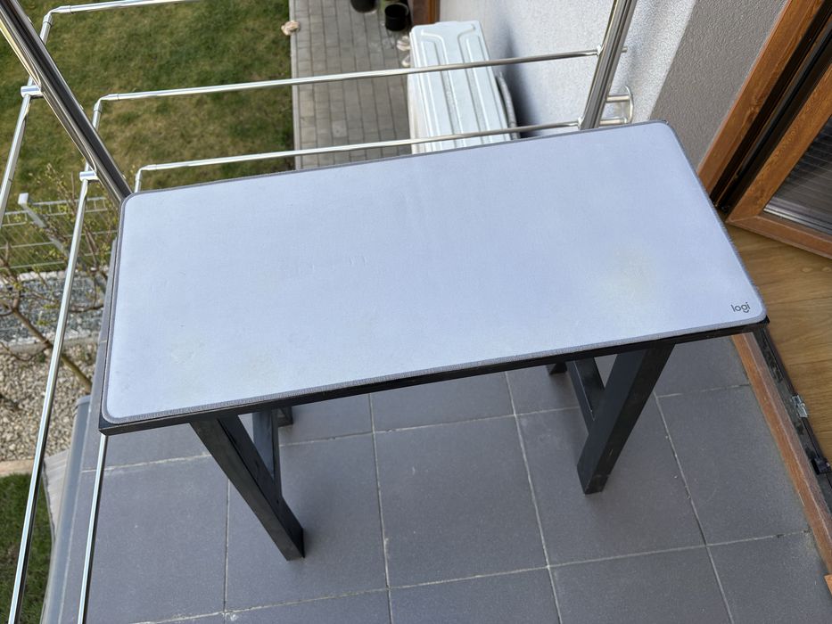 Stolik pod klawiaturę i mysz do konsoli
