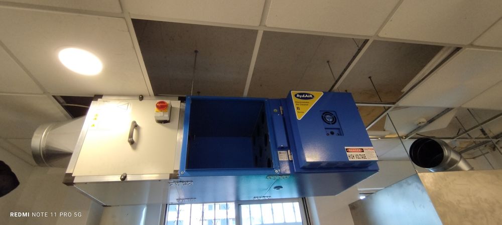 Montagem de extração de fumos