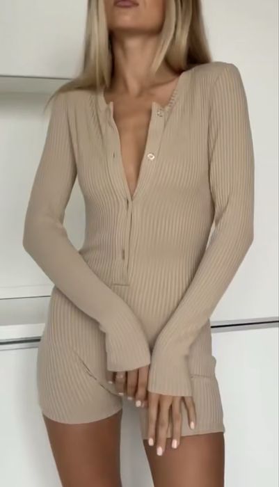 Ромпер (Комбінезон) жіночий у рубчик світлий беж