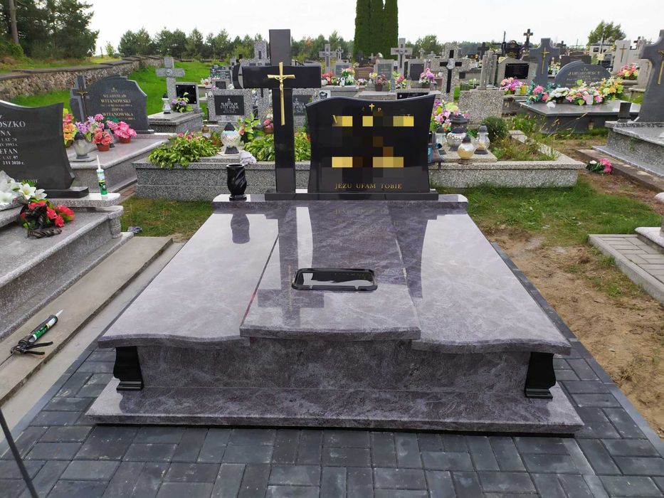 Nagrobki kamienne