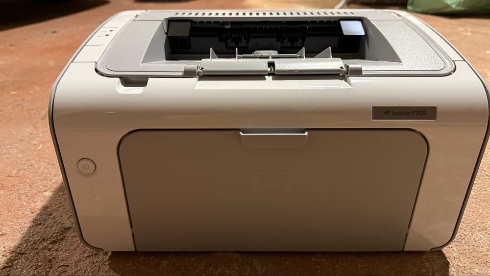 HP LaserJet Pro P1109 – Como nova | Toner incluído | Pronta a usar