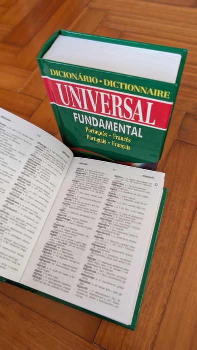 2 Dicionários Universais Português–Francês / Francês–Português – Texto Editora