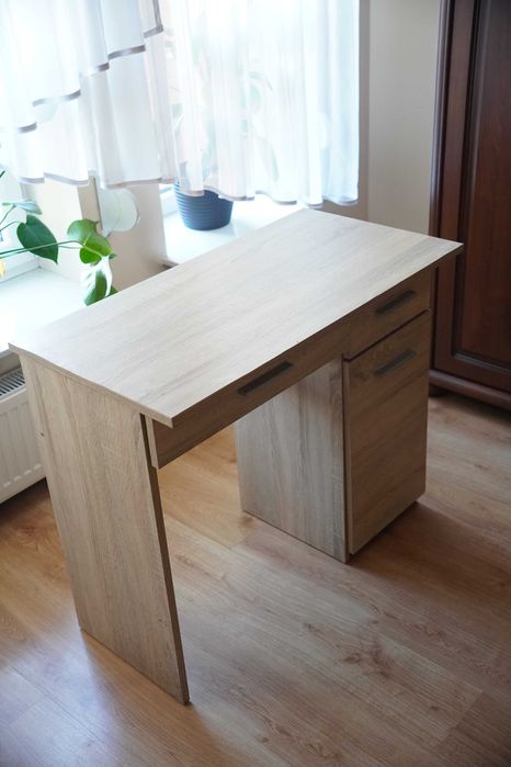 Biurko małe do domu do pracy