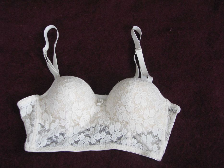 Biustonosz kremowy - r. 34 B