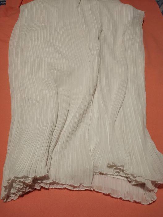 Святкове плаття на брітелях з жилетом