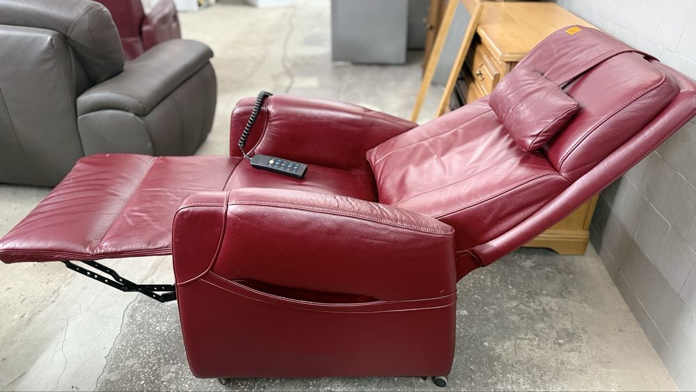 Крісло шкіряне, єлектрореклайнер, кресло кожаное, электрическое