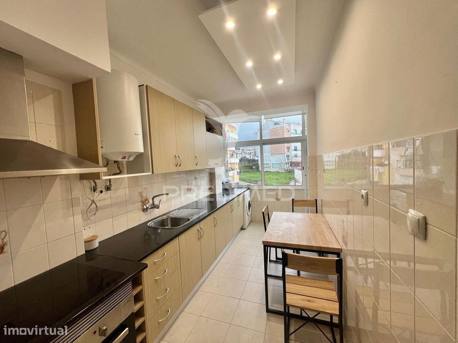 Apartamento T2 Remodelado | 1º Andar | Alto do Seixalinho - Barreiro