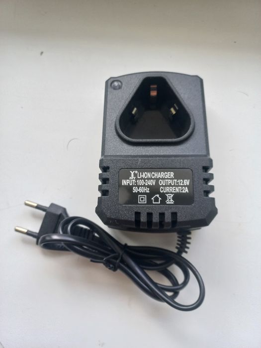 Продам заряднре устройство