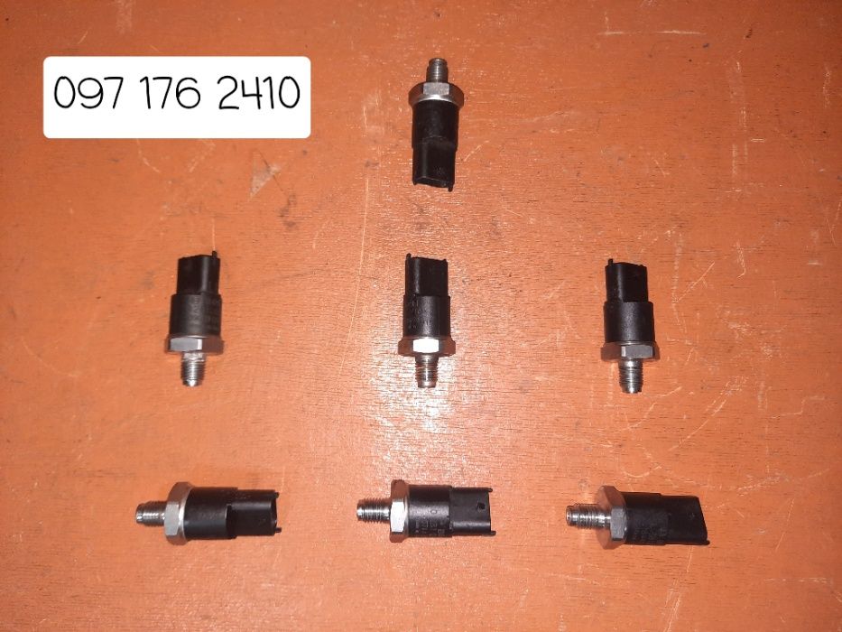 Клапан Renault Scenic датчик давления топлива Bosch 0281002405