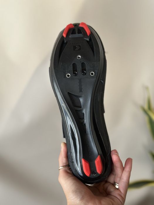 Веловзуття, велотуфлі, Взуття для велосипедистів вело взуття