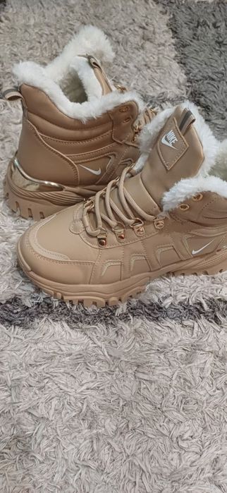 Buty damskie rozmiar 39