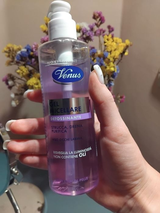 Venus cleansing міцелярний гель