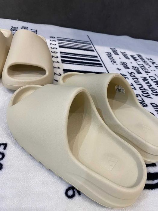 adidas_Yeezy_Slide_Bone  r. 37