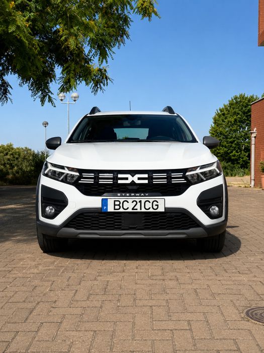 Dacia Sandero Stepway 1.0 TCe 91cv Automático – 2023 | Apenas 28.000 km