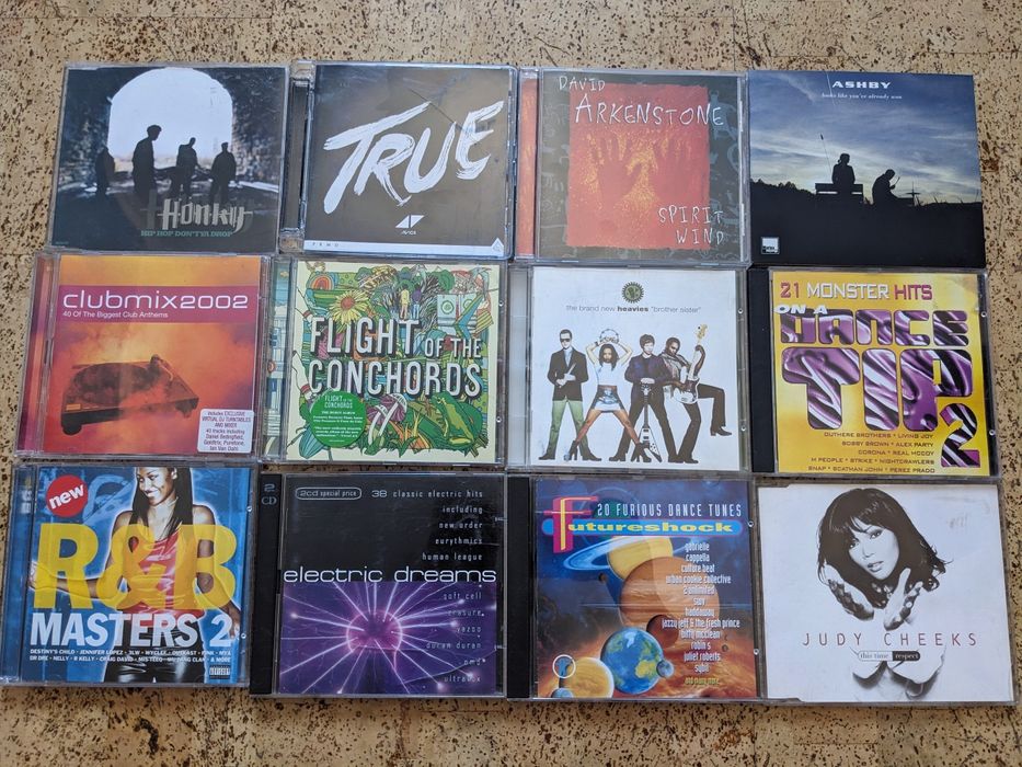 CD диски Basement, China Crisis Deux Filles, Sex Pistols, Chameleons