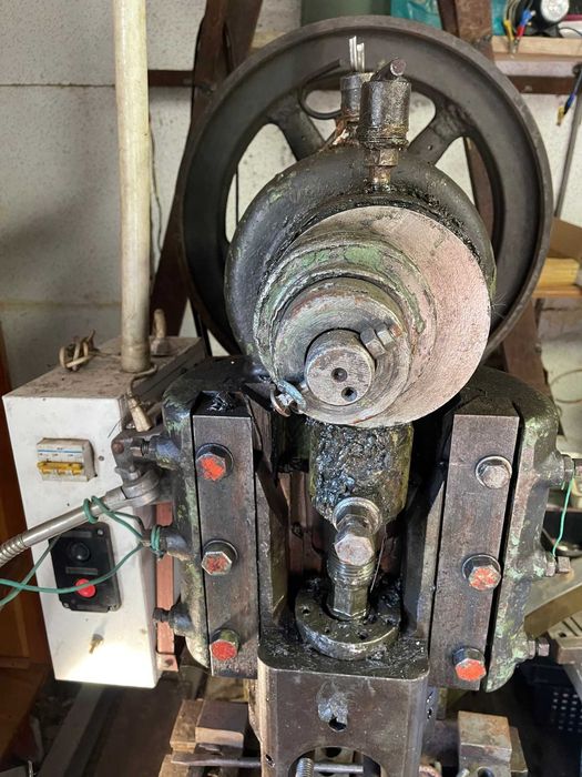 Прес механічний 25 тс продам