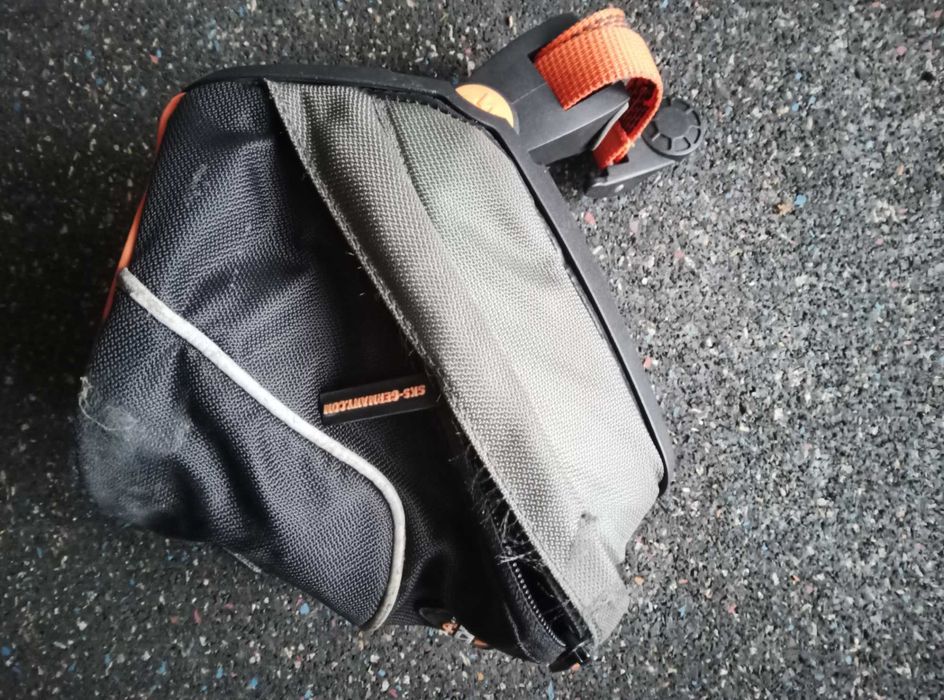 Bolsa para espigão de selim