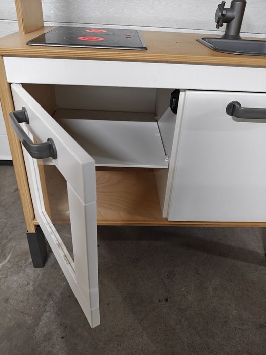 Cozinha criança de brincar IKEA DUKTIG
Cozinha