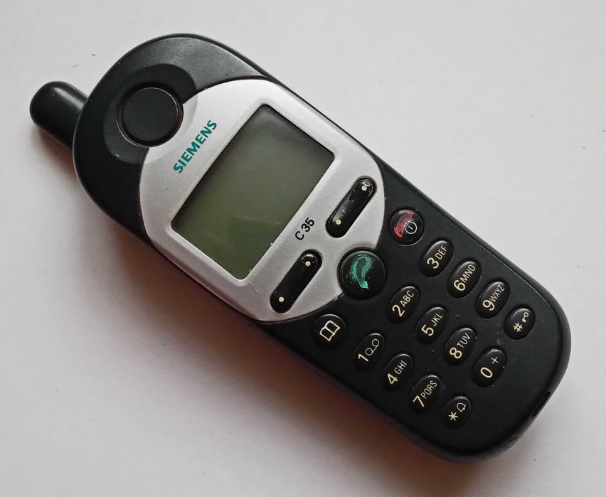 Раритетный кнопочный мобильный телефон Siemens C35
