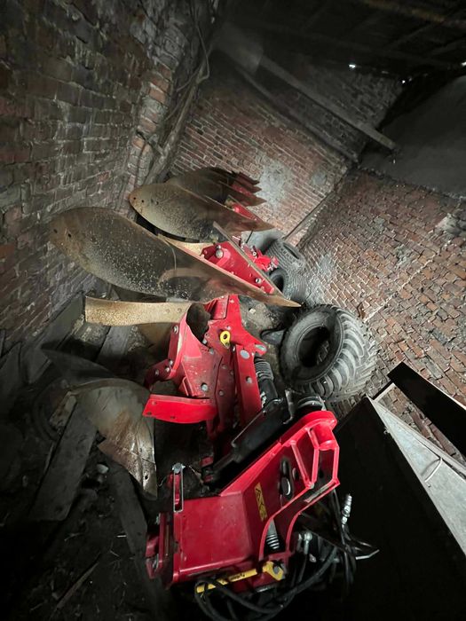 pług kongskilde hrs 51080