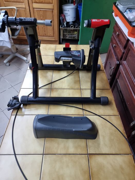 Trenażer rowerowy ELITE VOLARE mag