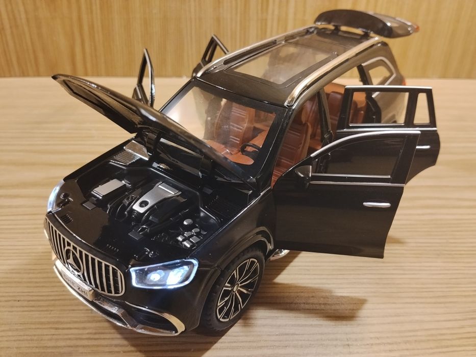 1:24 модель MB AMG GLS 63 Автоэксперт металл свет  звук, инерция 4 дв