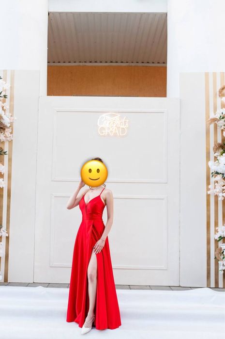 Продам випускну сукню