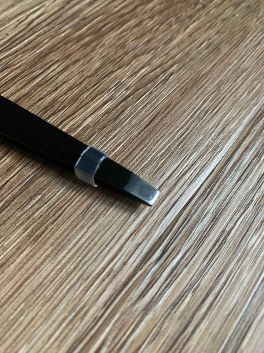 Shein pęseta kosmetyczna precyzyjna do regulacji brwi NOWA