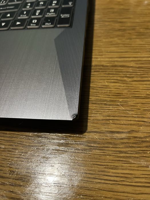 Ігровий ноутбук Sager RTX 2060 (6 ГБ) i7-10875H (8 ядер, до 5,1 ГГц)