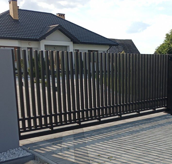 Brama furtka grzebieniowe pionowe poziome ogrodzenia poręcz balustrada