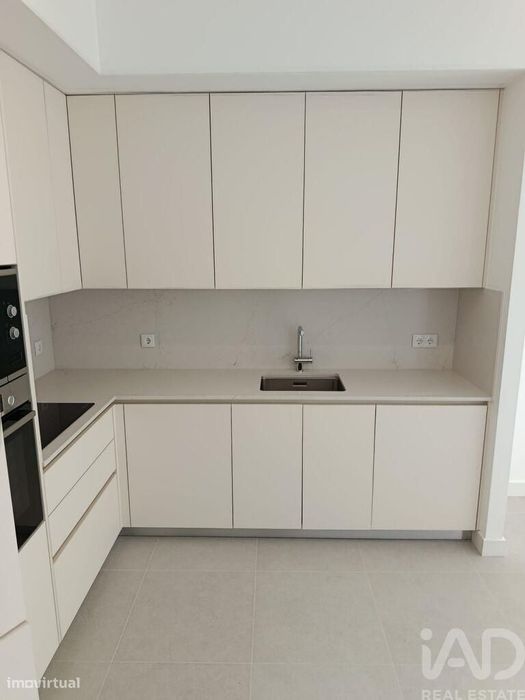 Apartamento T1 em Nazaré de 56,00 m2