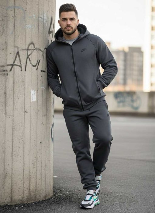 Зимовий спортивний чоловічий костюм Nike Intersoft