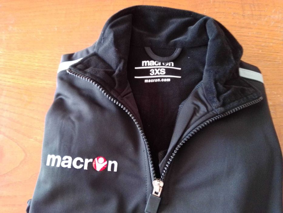 9 Fatos Treino Criança MACRON 3XS / 4 Fatos Treino Criança MACRON XXS