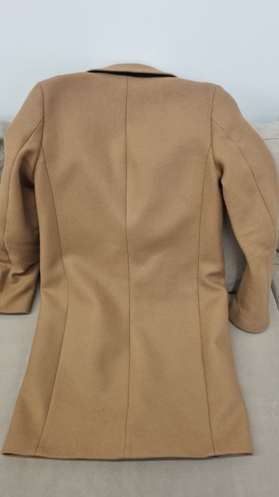 Płaszcz karmelowy klasyczny