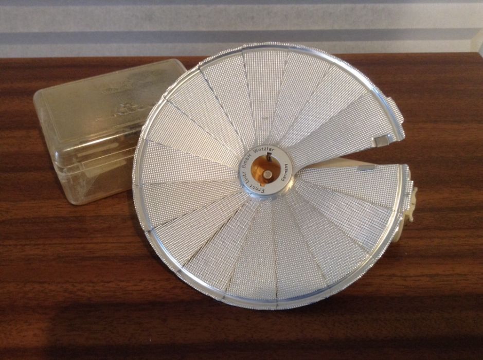 Flash antigo com caixa