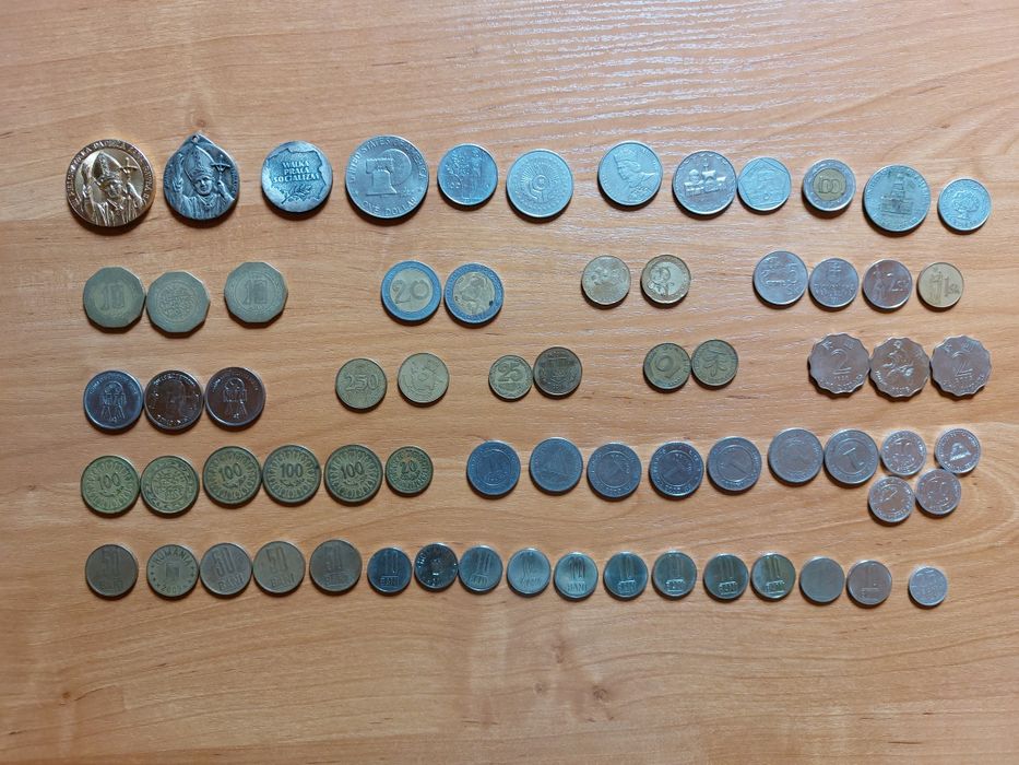 Monety różnego pochodzenia
