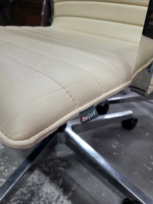 Wyprzedaż  Bejot Obrotowe krzesło biurowe ORTE OT 3DH 102 BEŻOWE