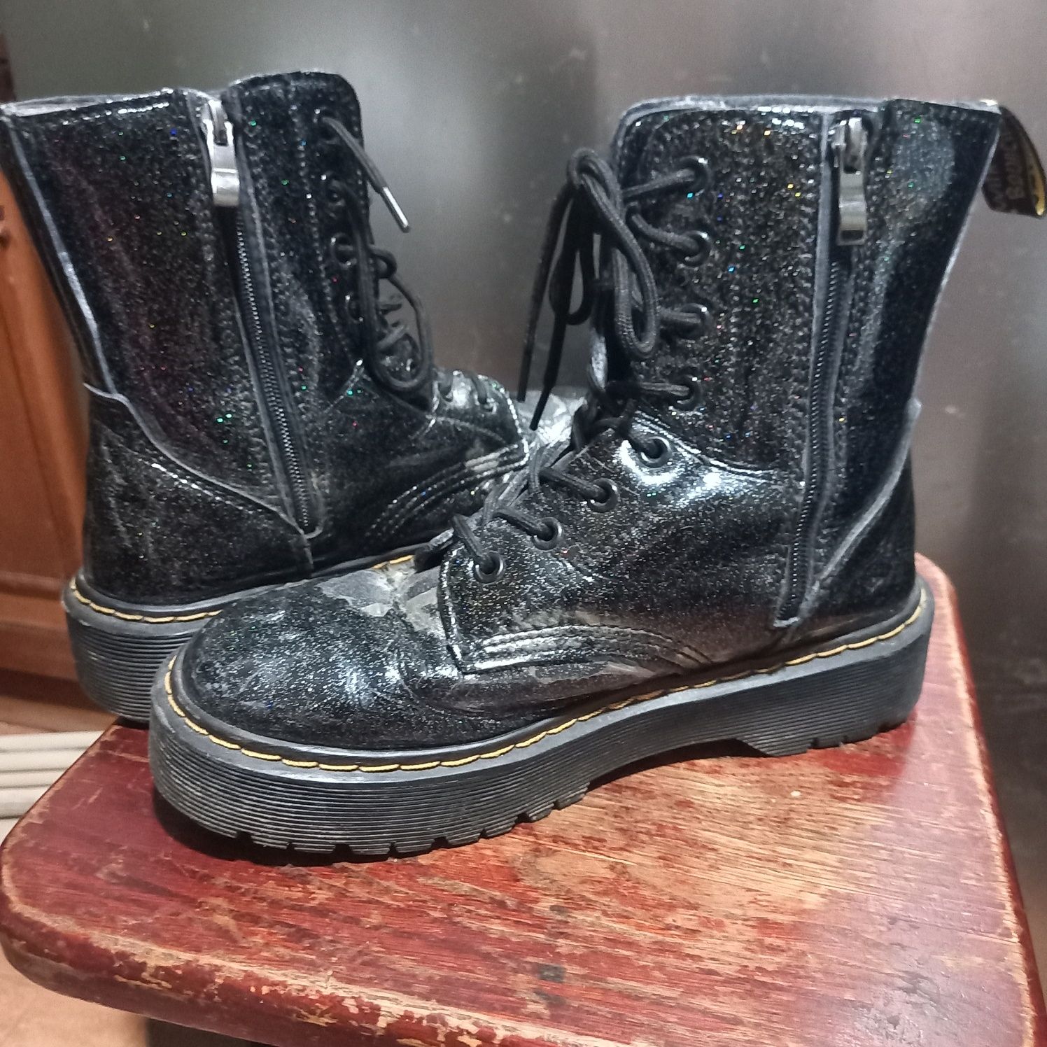 Doc martens 38.5 sale