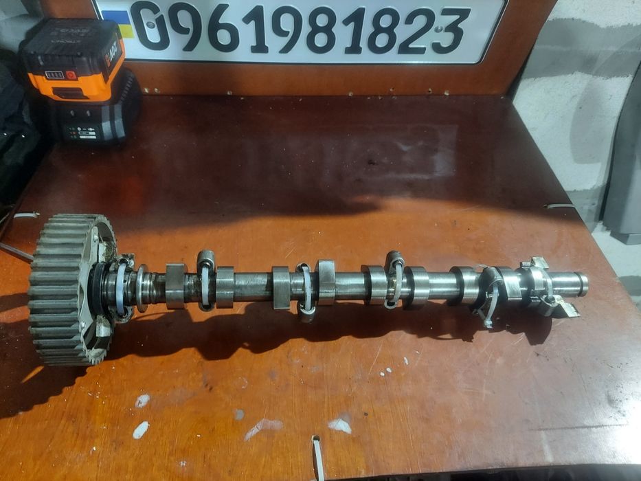 Розпредвал Рено Меган Логан Сценік Канго 1.5dci k9k Euro5 Megane