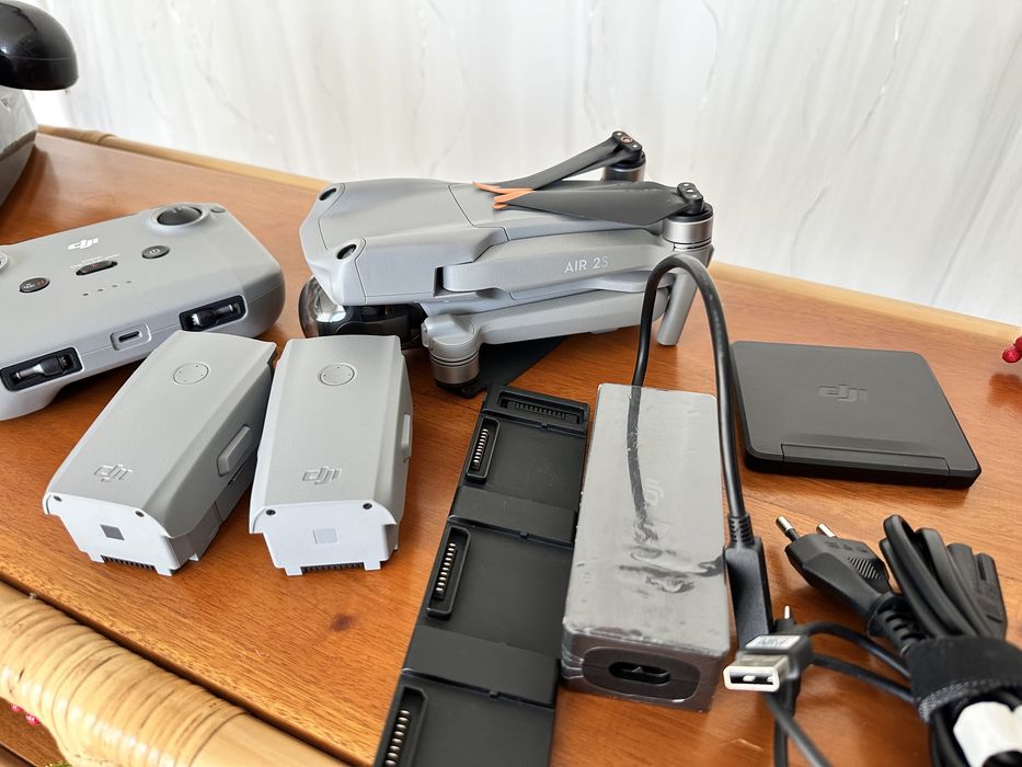 DJI Air 2S Drone Fly More Combo64174419602433122